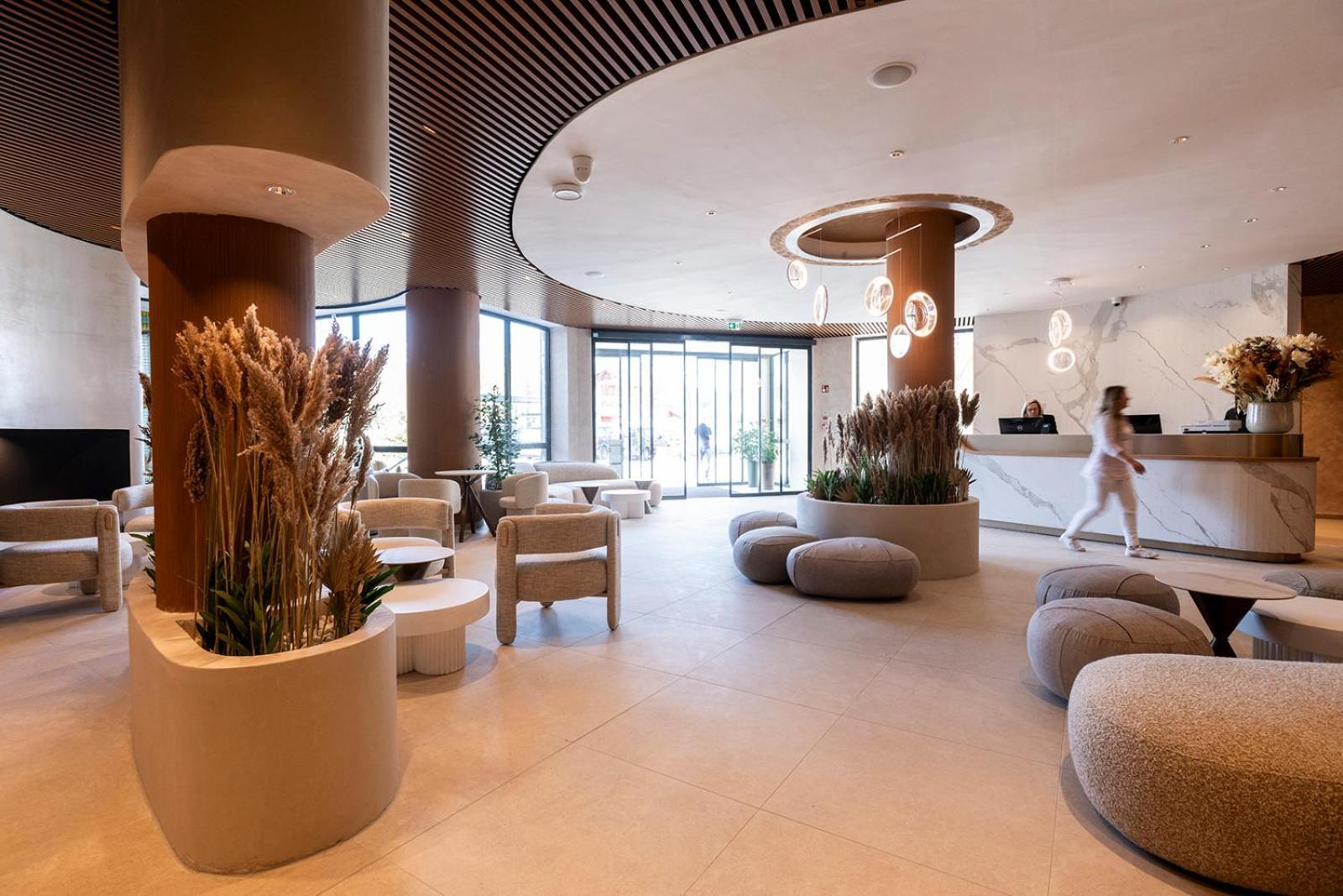 Hotel Marina Port بالاتونكينيشي المظهر الخارجي الصورة