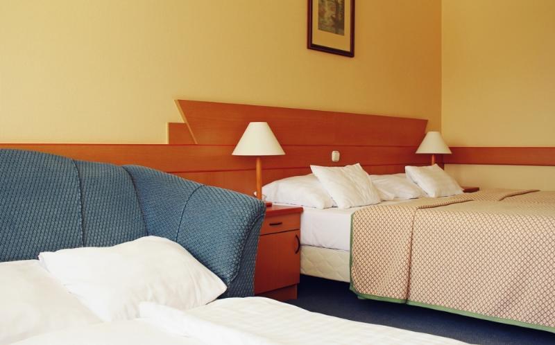 Hotel Marina Port بالاتونكينيشي المظهر الخارجي الصورة