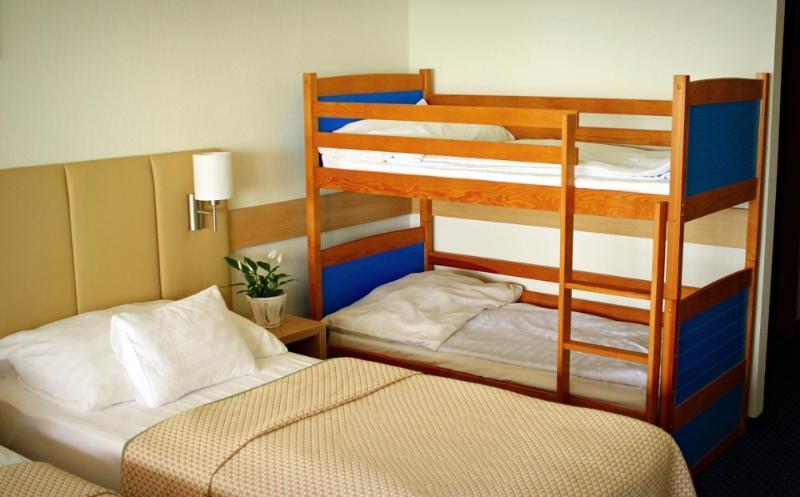 Hotel Marina Port بالاتونكينيشي المظهر الخارجي الصورة